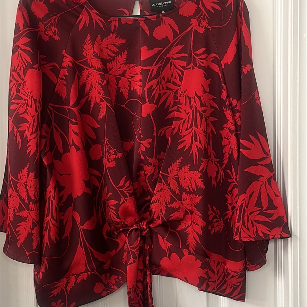Liz Claiborne Crimson Botanical Blouse